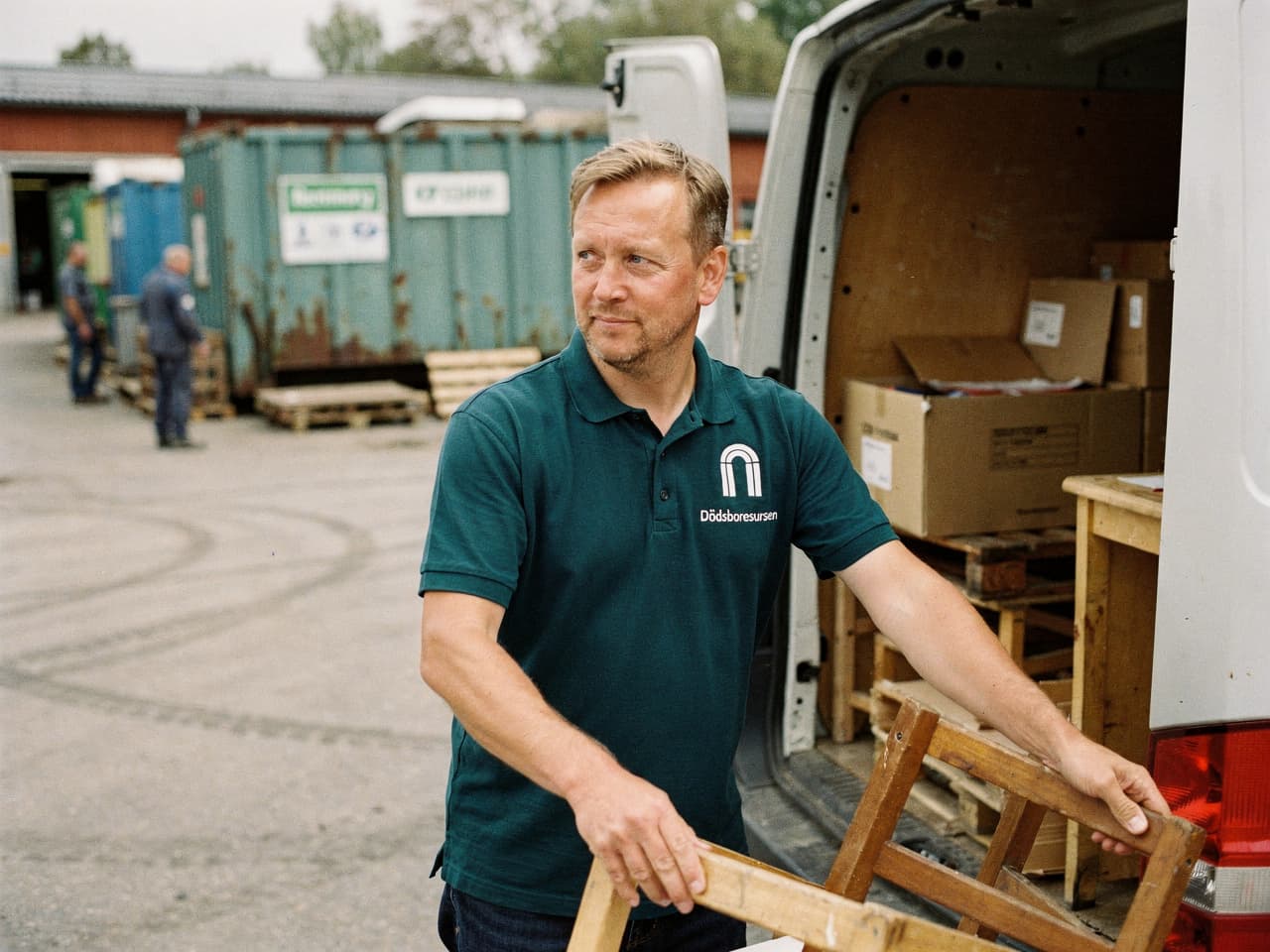 Sortering och återvinning vid bortforsling av dödsbo på Ekerö
