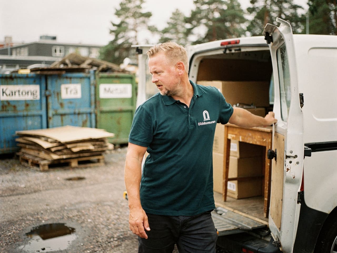 Sortering och återvinning vid bortforsling av dödsbo i Mora