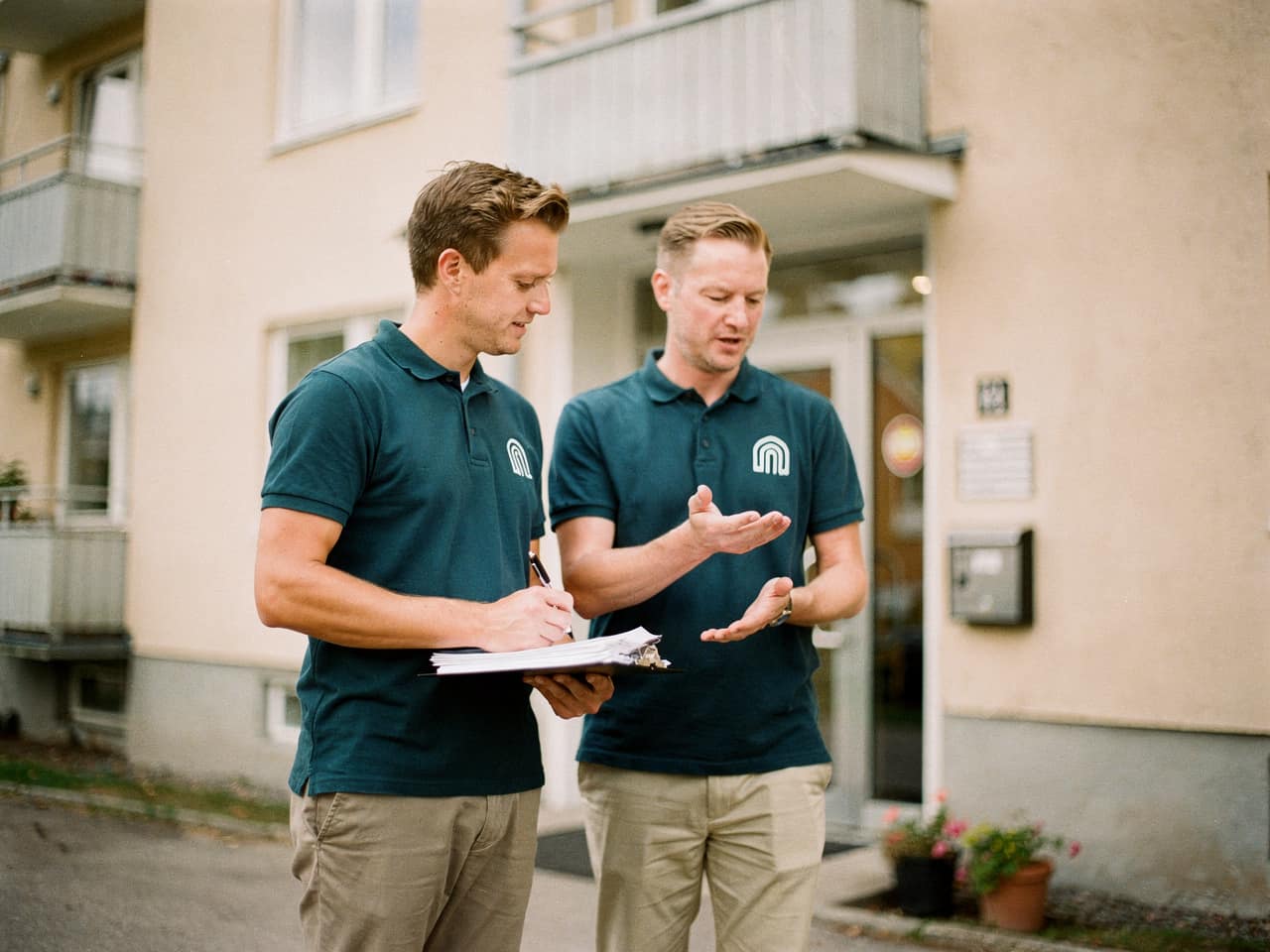 Socialsanering på uppdrag av socialtjänst och fastighetsägare